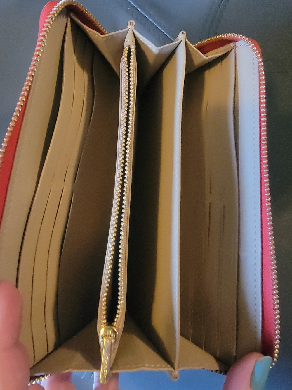 Large Coach Cherry Print White Wallet - Picture 3 of 4